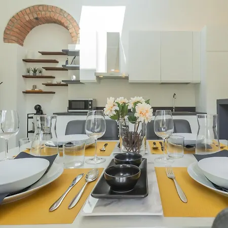 Manaraquattro - With Free Parking And View In Como, Near The Center - Appartamento Côme