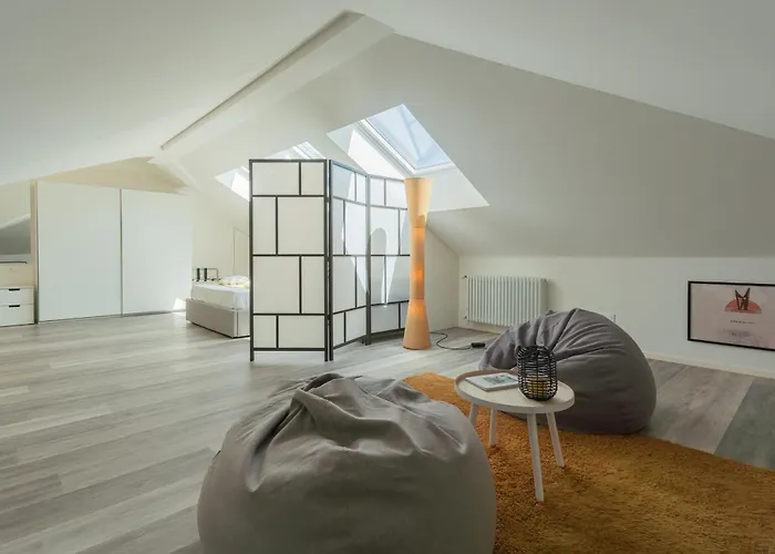 公寓 Manaraquattro - With Free Parking And View In Como, Near The Center - *