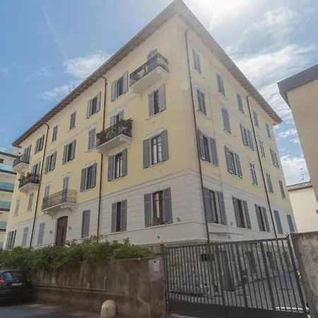 Manaraquattro - With Free Parking And View In Como, Near The Center -