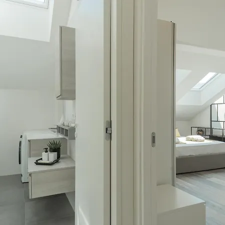 Manaraquattro - With Free Parking And View In Como, Near The Center - Como