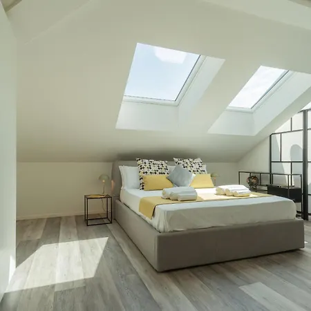 Manaraquattro - With Free Parking And View In Como, Near The Center - Apartment