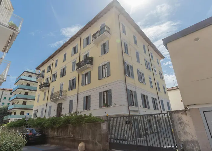 Manaraquattro - With Free Parking And View In Como, Near The Center -