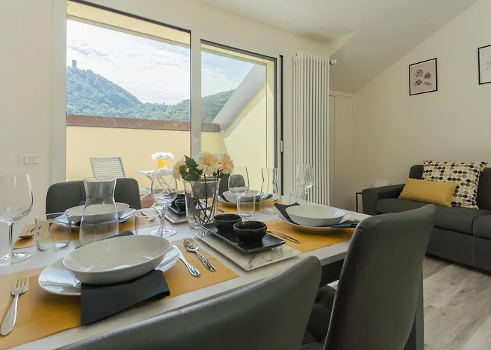 Manaraquattro - With Free Parking And View In Como, Near The Center - Apartamento *